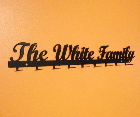 Custom 9 Hook Family Key Rack in Script Font